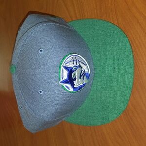 New Era 9FIFTY NBA Minnesota Timberwolves Embroidered Logo Snapback Hat M-L